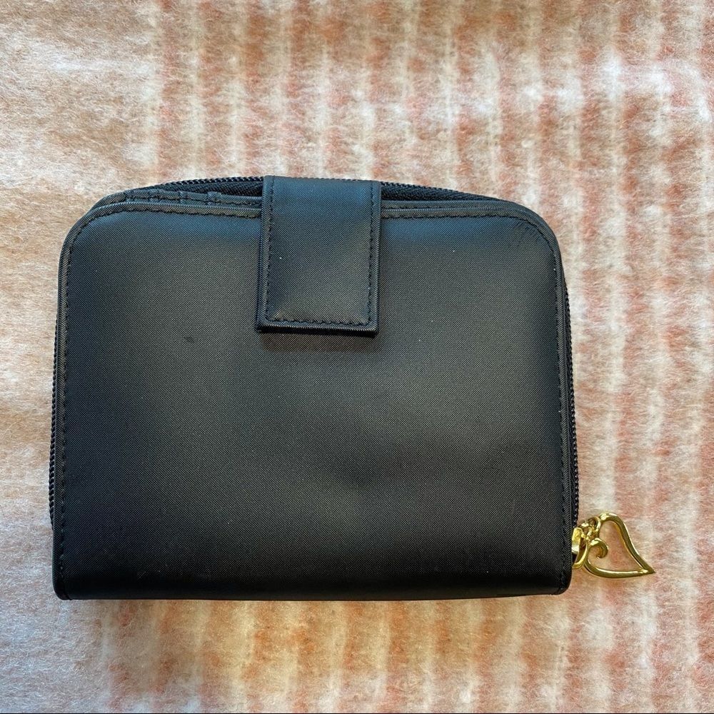 Victoria’s Secret Black Nylon Zip Around Wallet - Picture 3 of 9